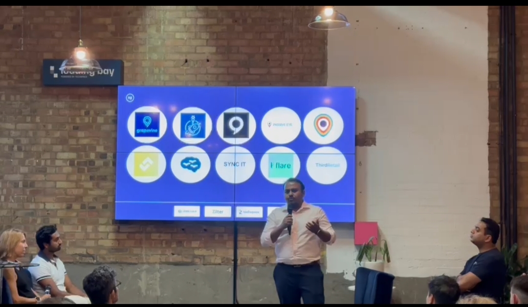 Athar pitching on stage